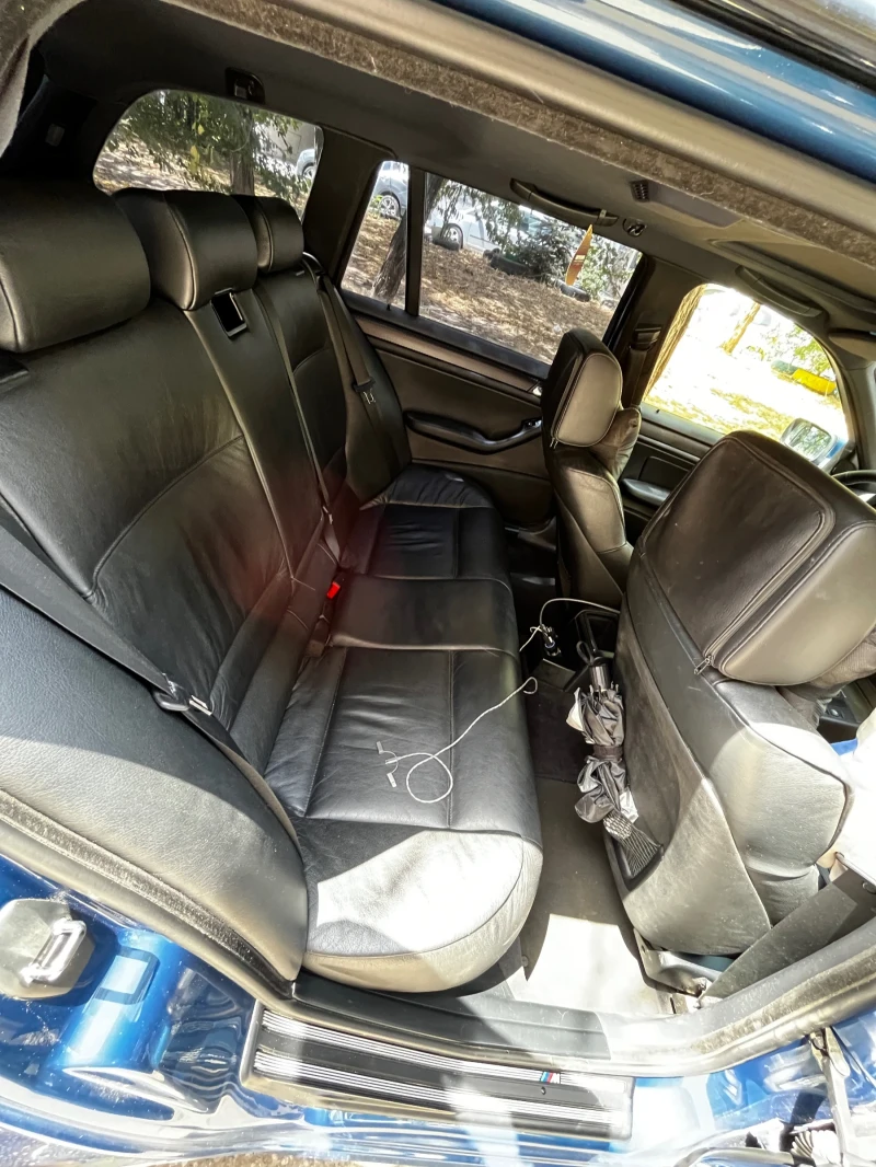 BMW 330 I, Газ, снимка 10 - Автомобили и джипове - 53008172