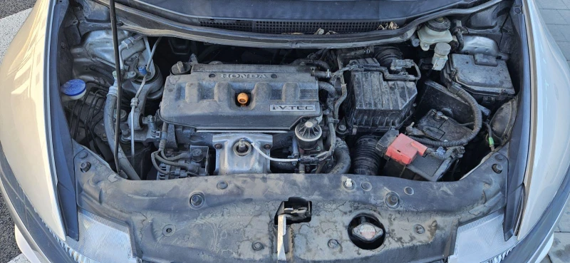 Honda Civic Type S - 1.8 VTEC - платено каско, снимка 7 - Автомобили и джипове - 53126930