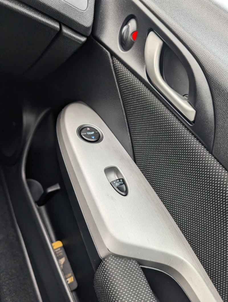 Honda Civic Type S - 1.8 VTEC, снимка 10 - Автомобили и джипове - 53126930