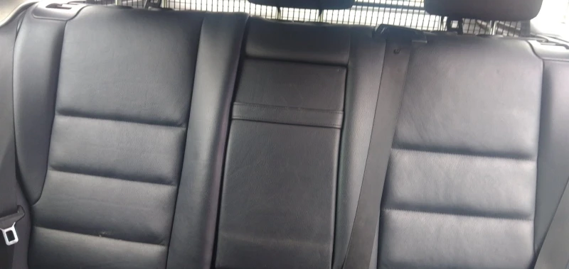 Mercedes-Benz C 220, снимка 9 - Автомобили и джипове - 53358073