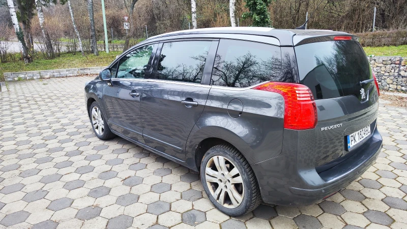 Peugeot 5008 1.6 hdi, снимка 13 - Автомобили и джипове - 53446317