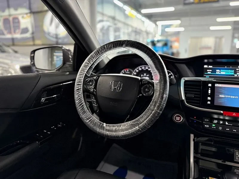 Honda Accord 2.4 9Th Gen , снимка 14 - Автомобили и джипове - 55796321