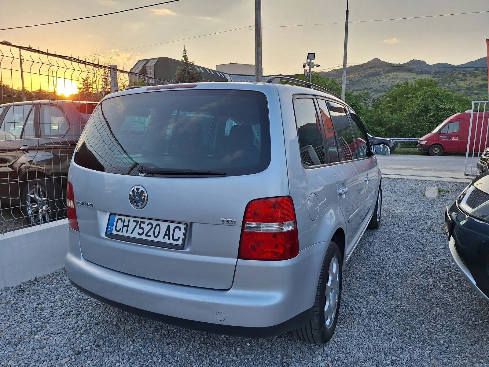 VW Touran 1.9 TDI  - изображение 5