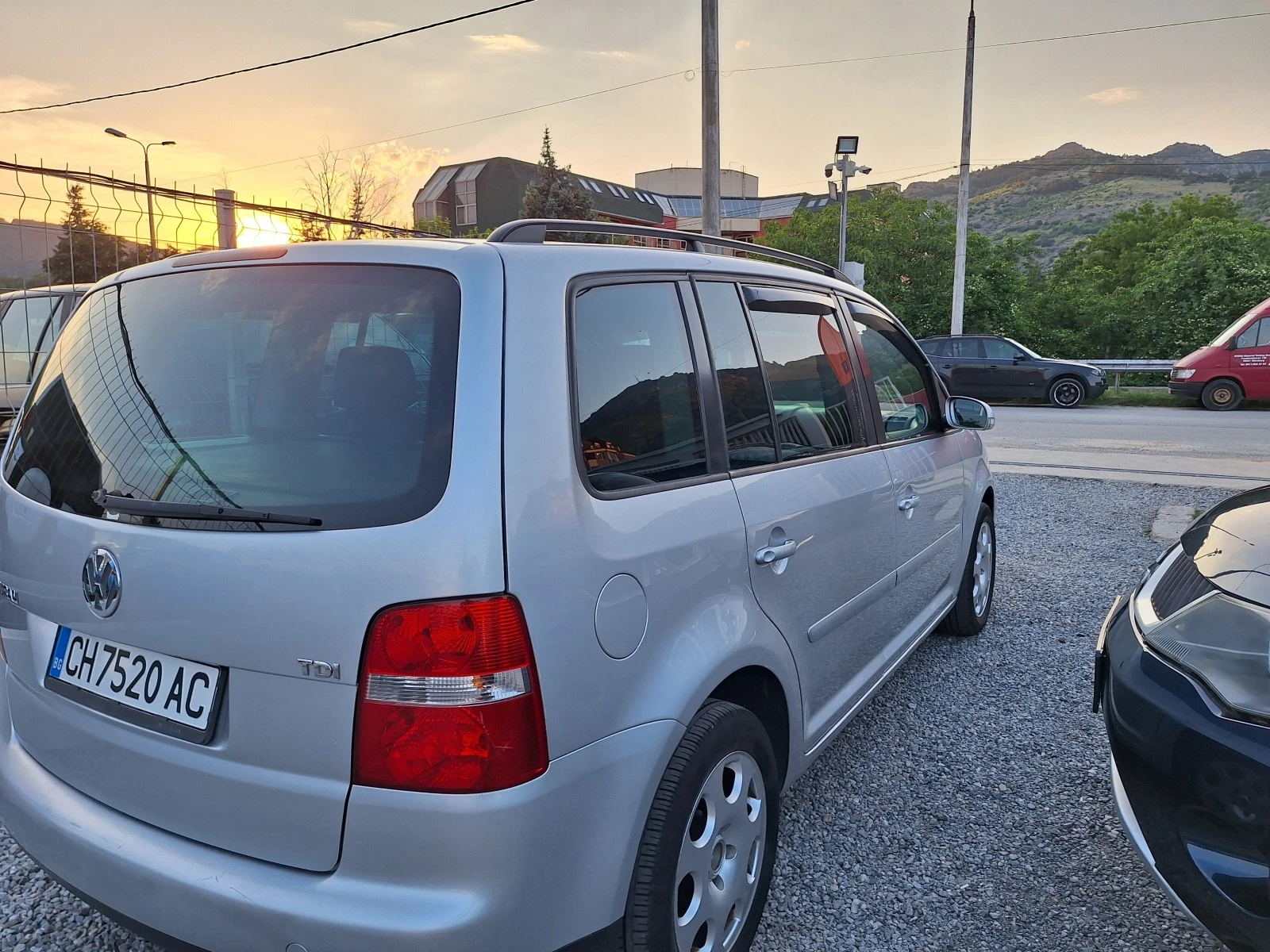 VW Touran 1.9 TDI  - изображение 4