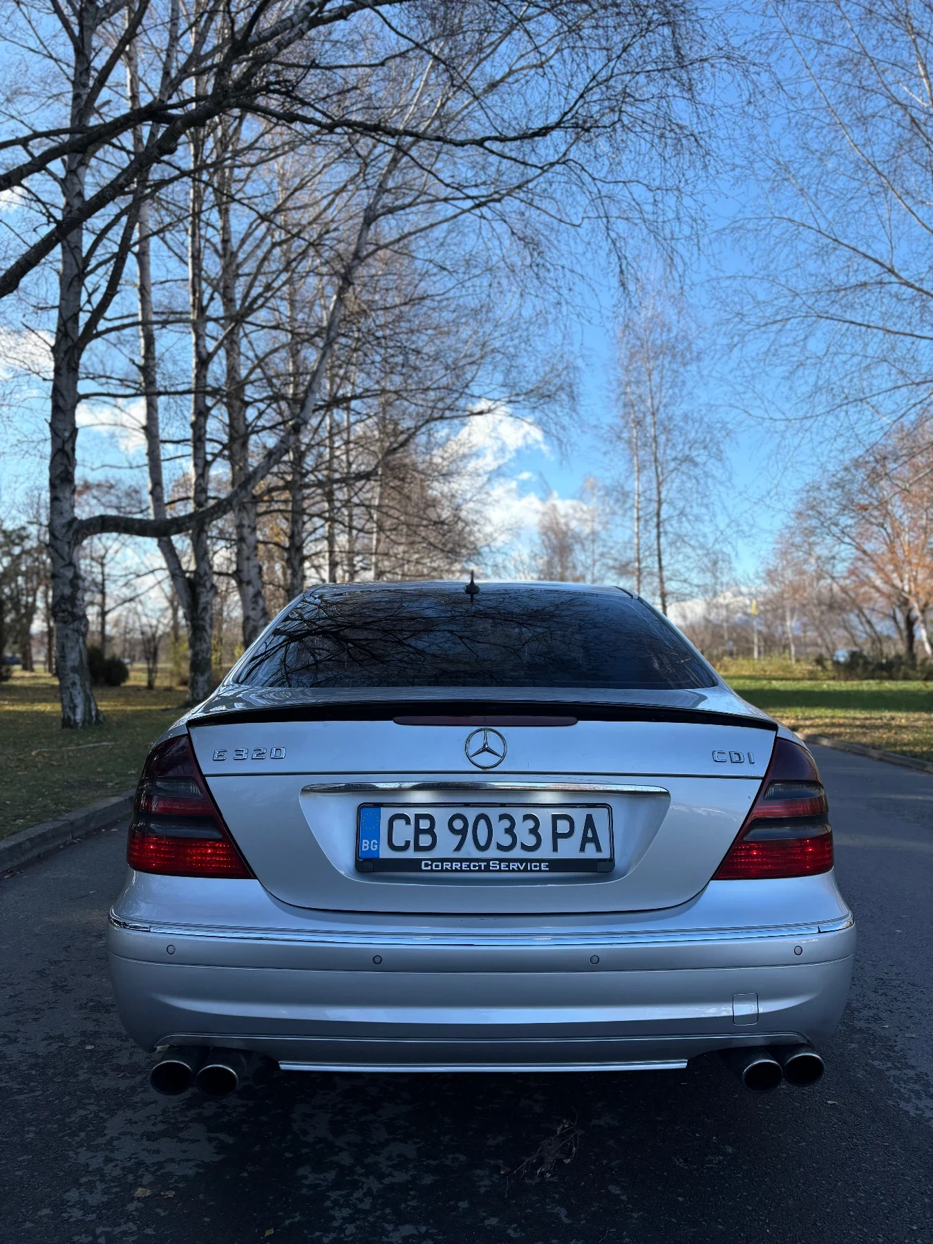 Mercedes-Benz E 320  - изображение 5