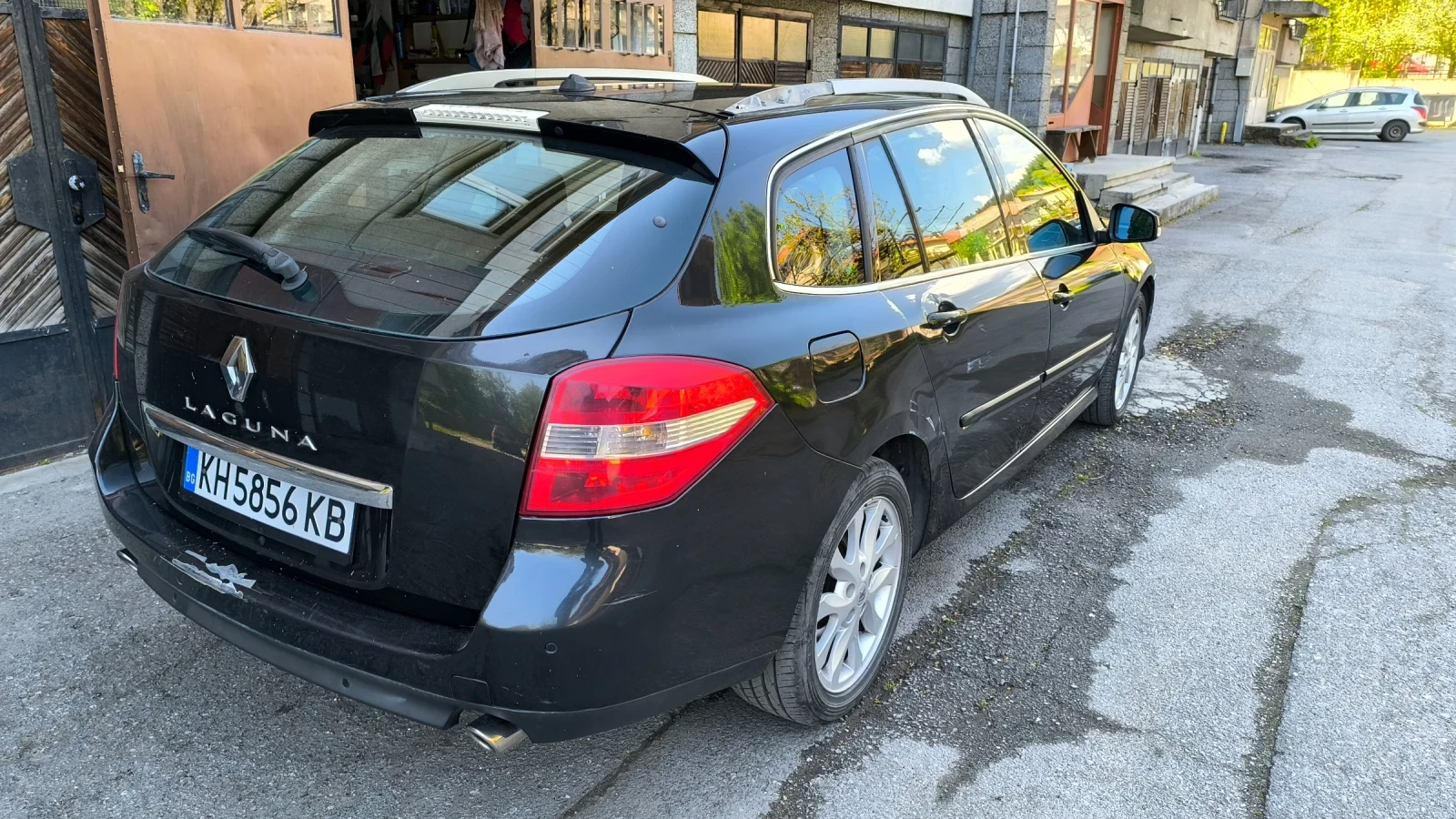 Renault Laguna 2.0dci 150к.с. - изображение 10