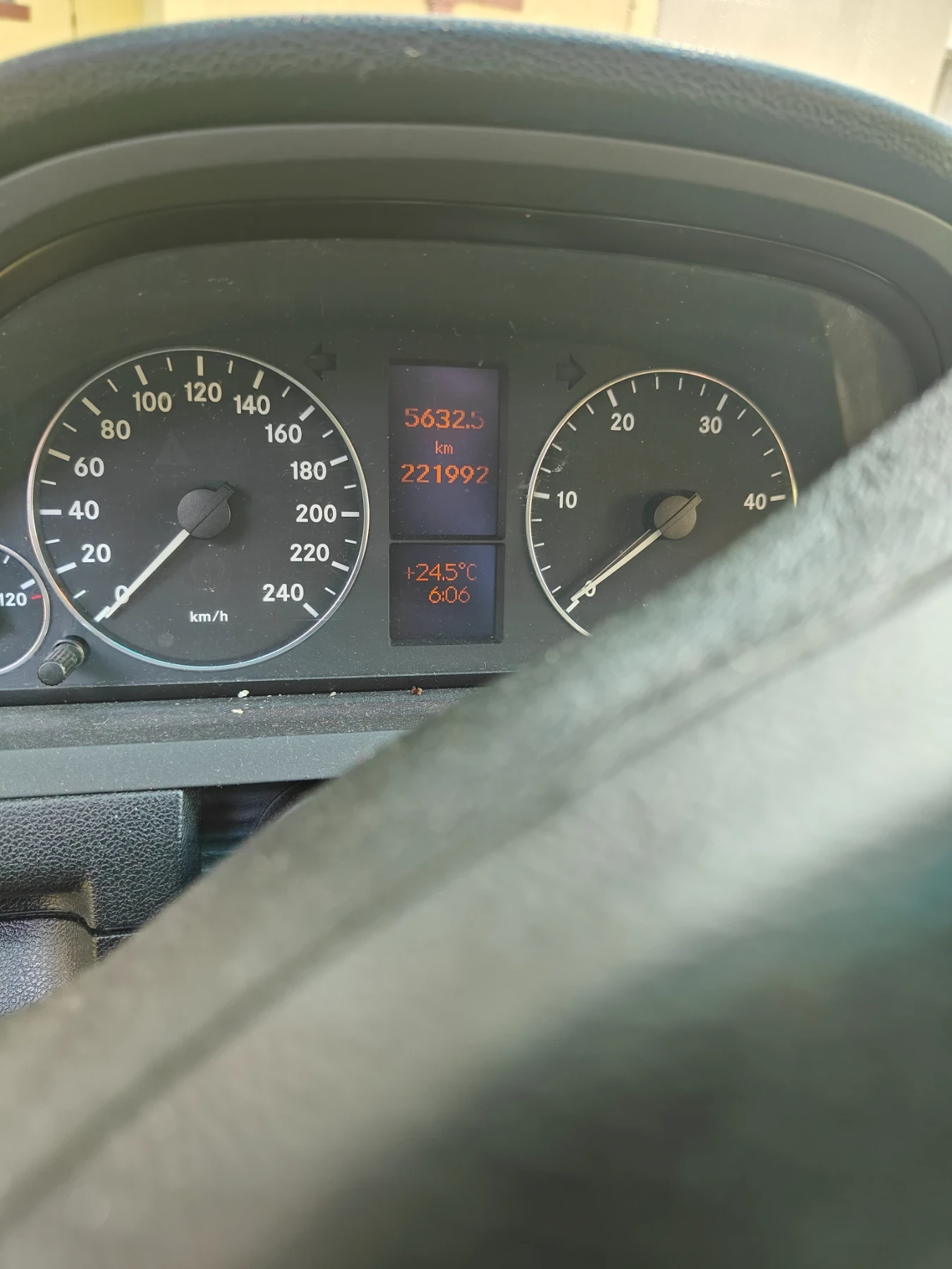 Mercedes-Benz A 220  - изображение 4