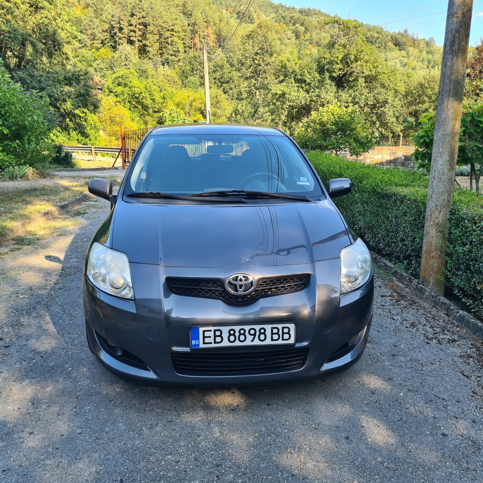 Toyota Auris 2.0 - изображение 3
