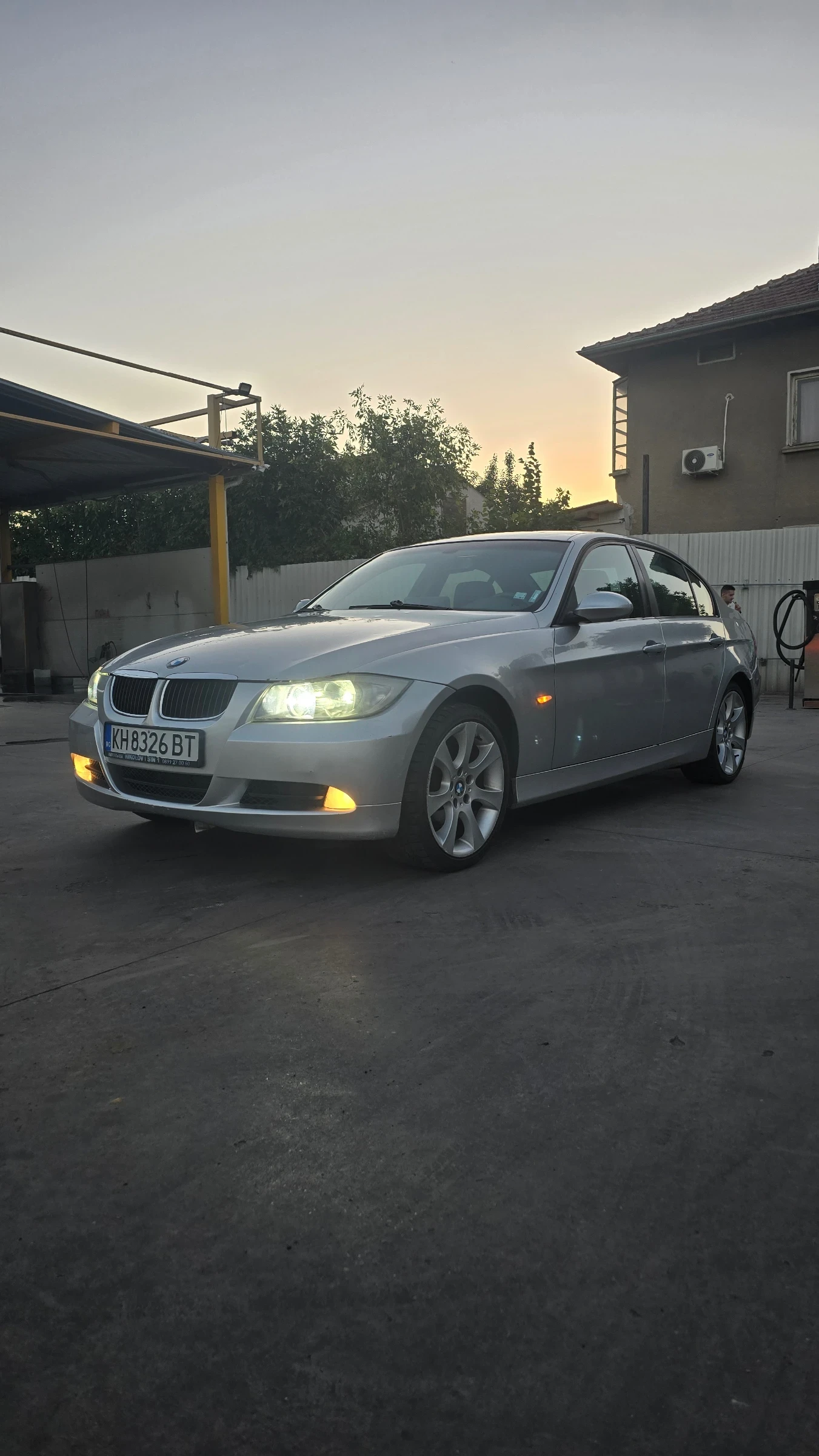 BMW 320  - изображение 2