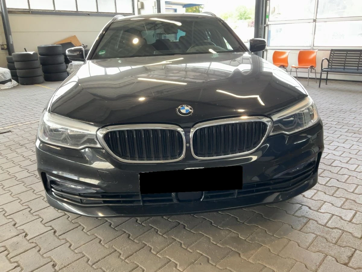 BMW 530 530i SportLine* Дистроник* 360 камери* Soft-Close - изображение 2