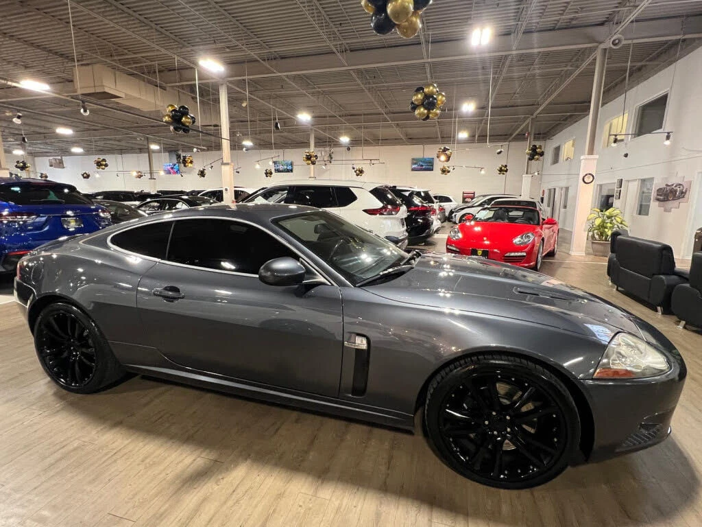 Jaguar Xkr * АВТО КРЕДИТ* ЦЕНА ДО БГ * СЕРВИЗНА ИСТОРИЯ *  - изображение 4