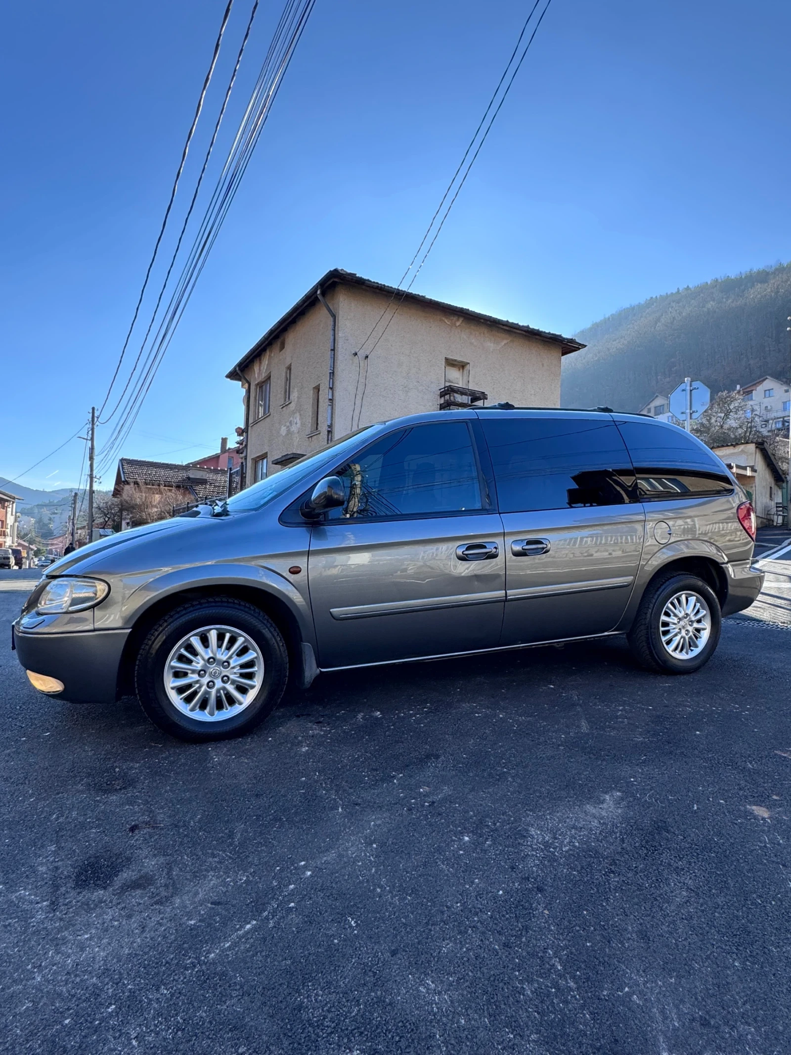 Chrysler Voyager 2.8CRD TOP VAN  | Mobile.bg   4