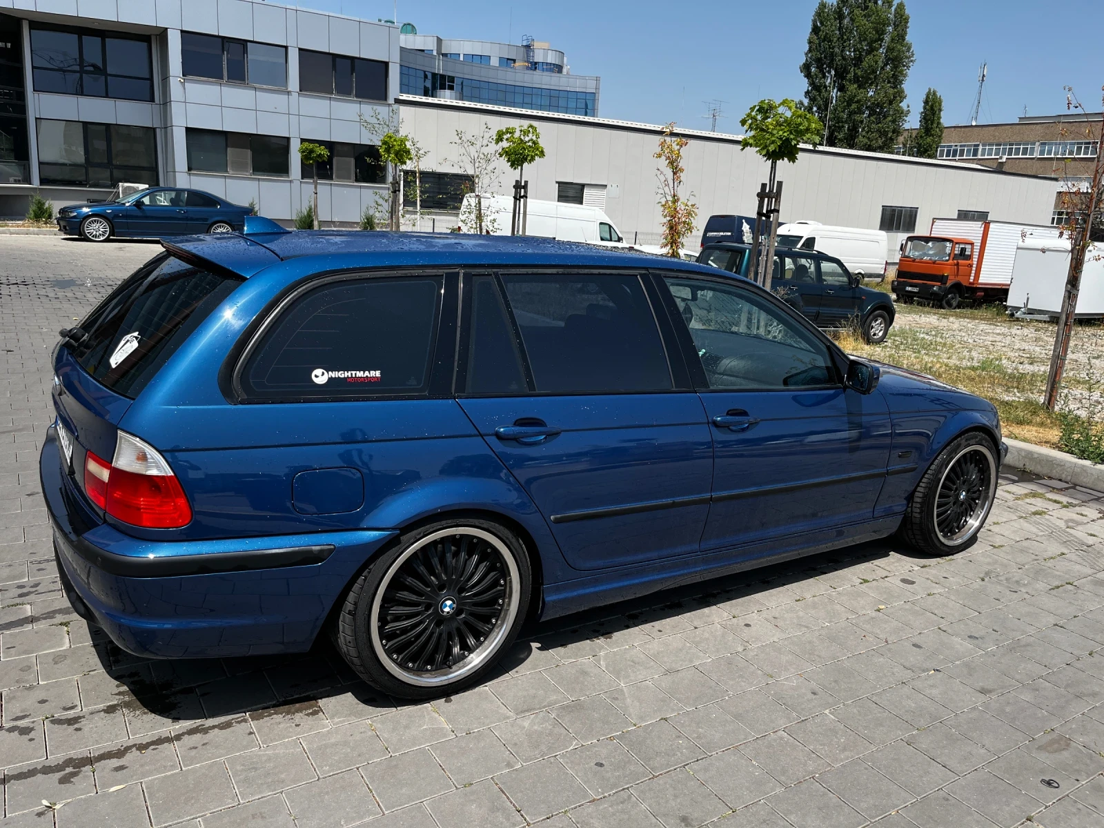 BMW 330 I, Газ - изображение 3