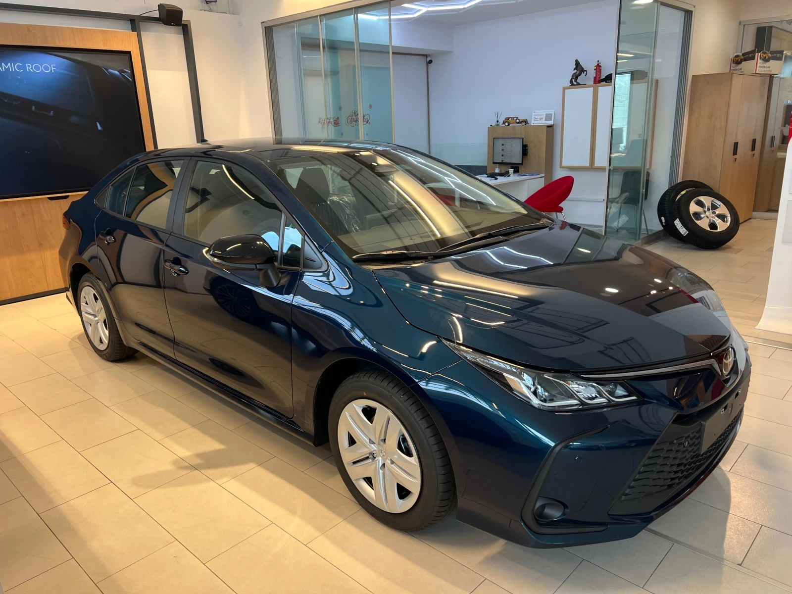 Toyota Corolla Comfort, снимка 3 - Автомобили и джипове - 53785258