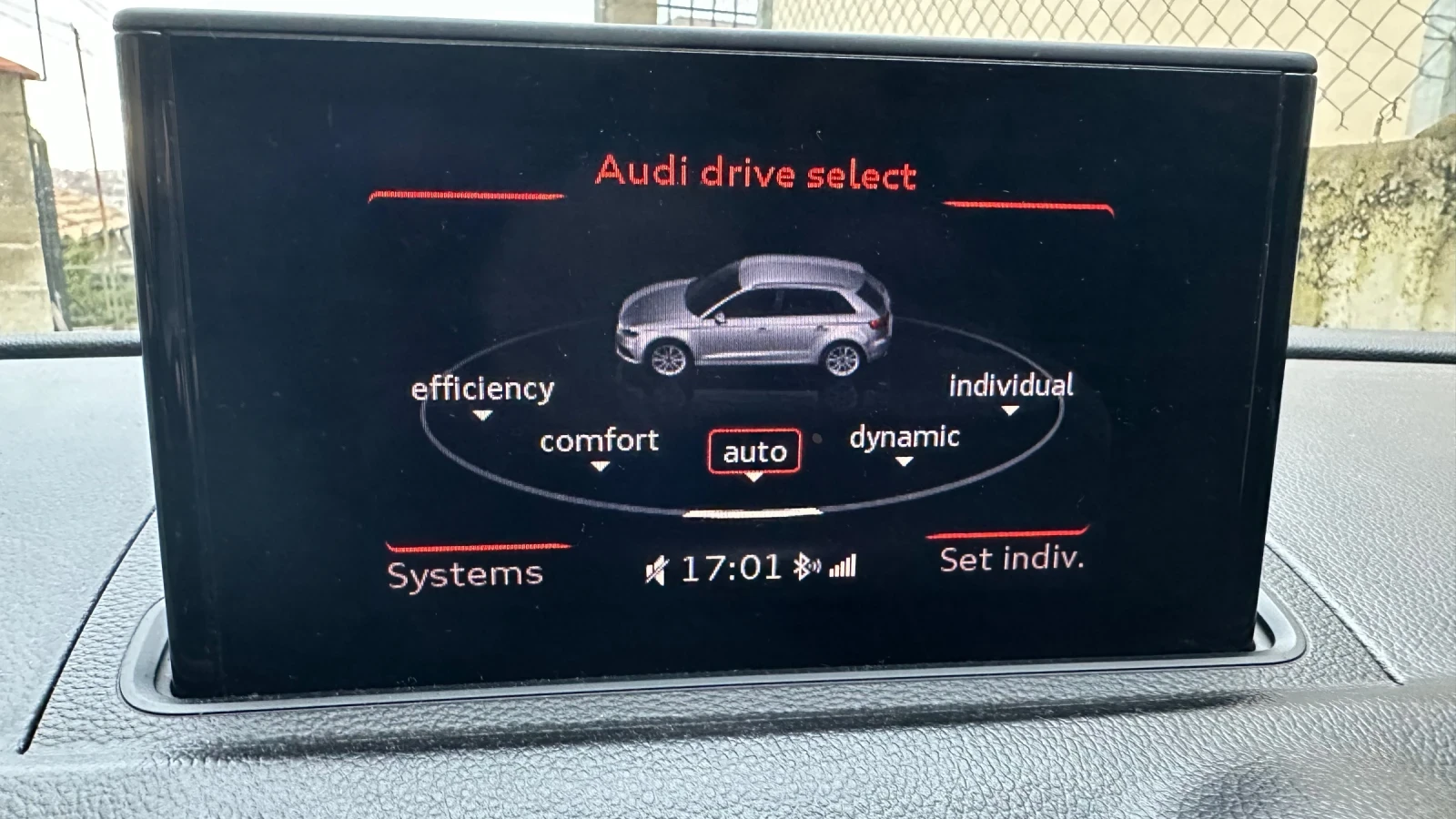 Audi A3 Sportback 2.0TDi 150кс, снимка 11 - Автомобили и джипове - 53814802