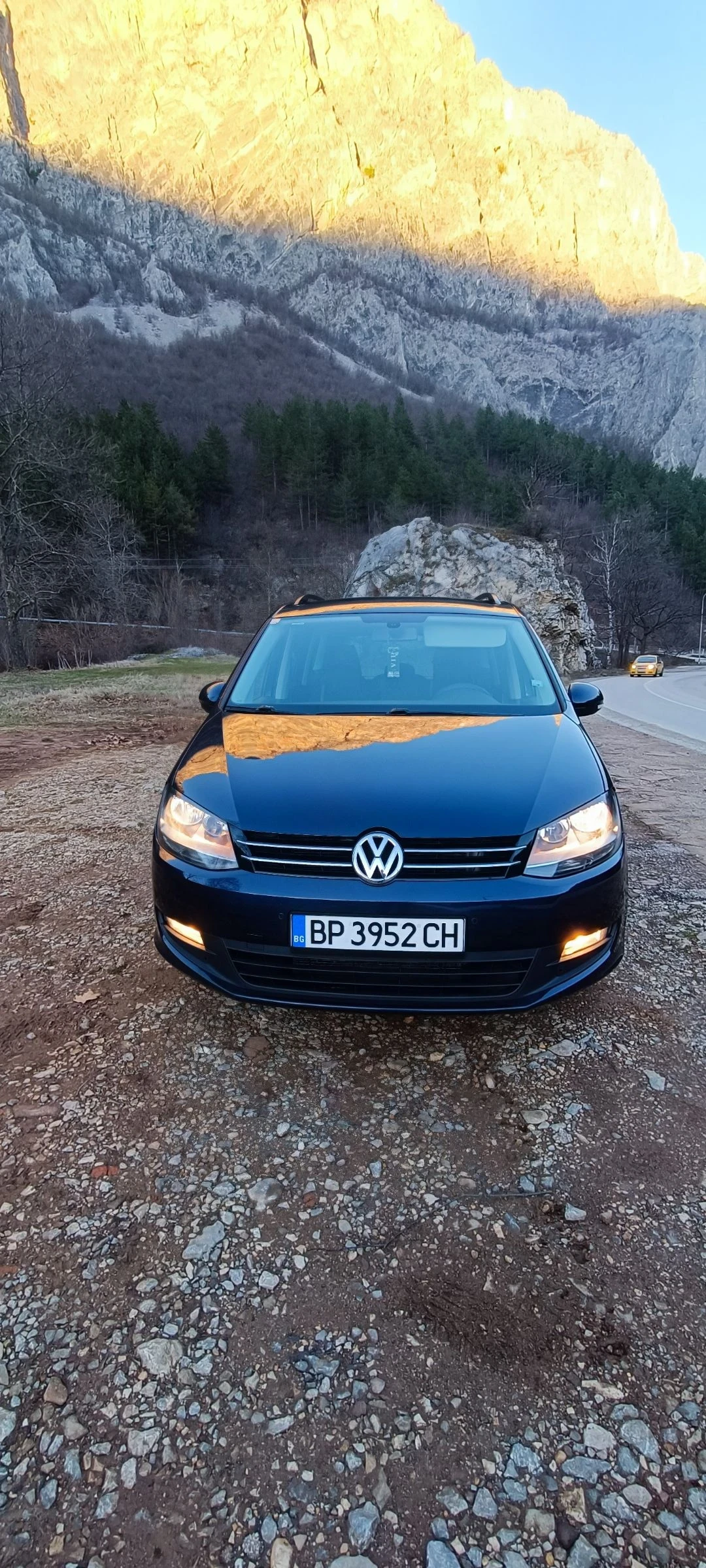 VW Sharan 7N, снимка 4 - Автомобили и джипове - 54455572
