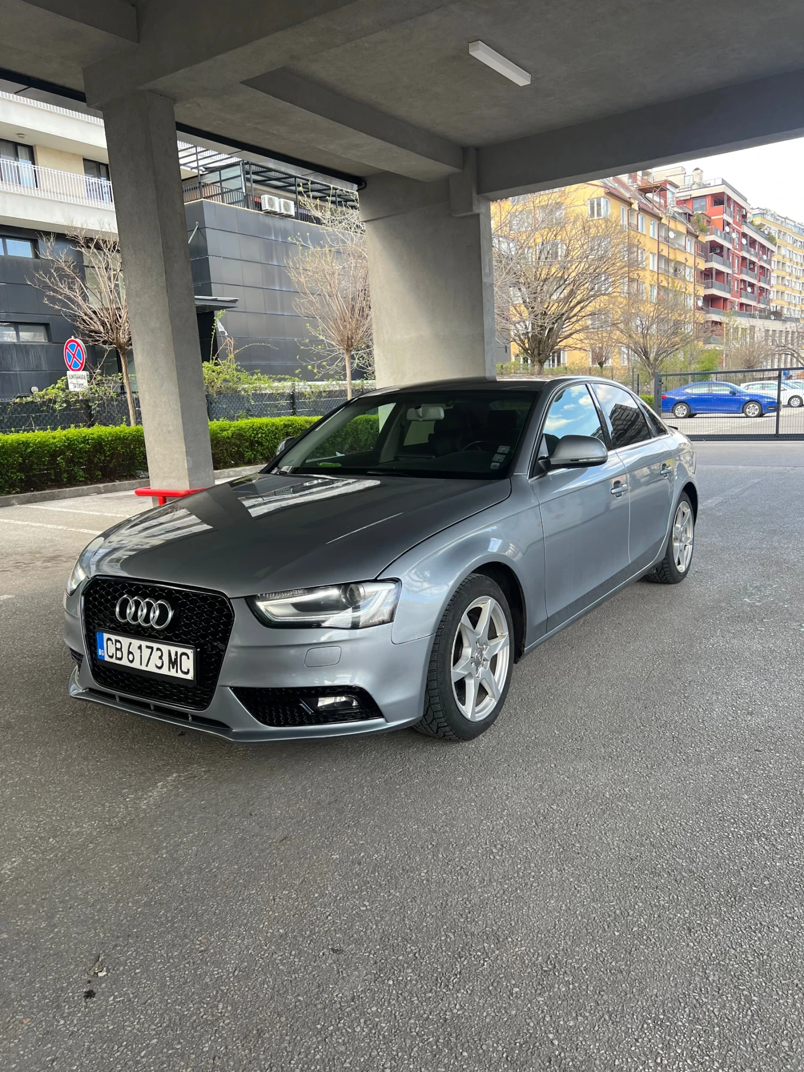 Audi A4, снимка 2 - Автомобили и джипове - 54082766