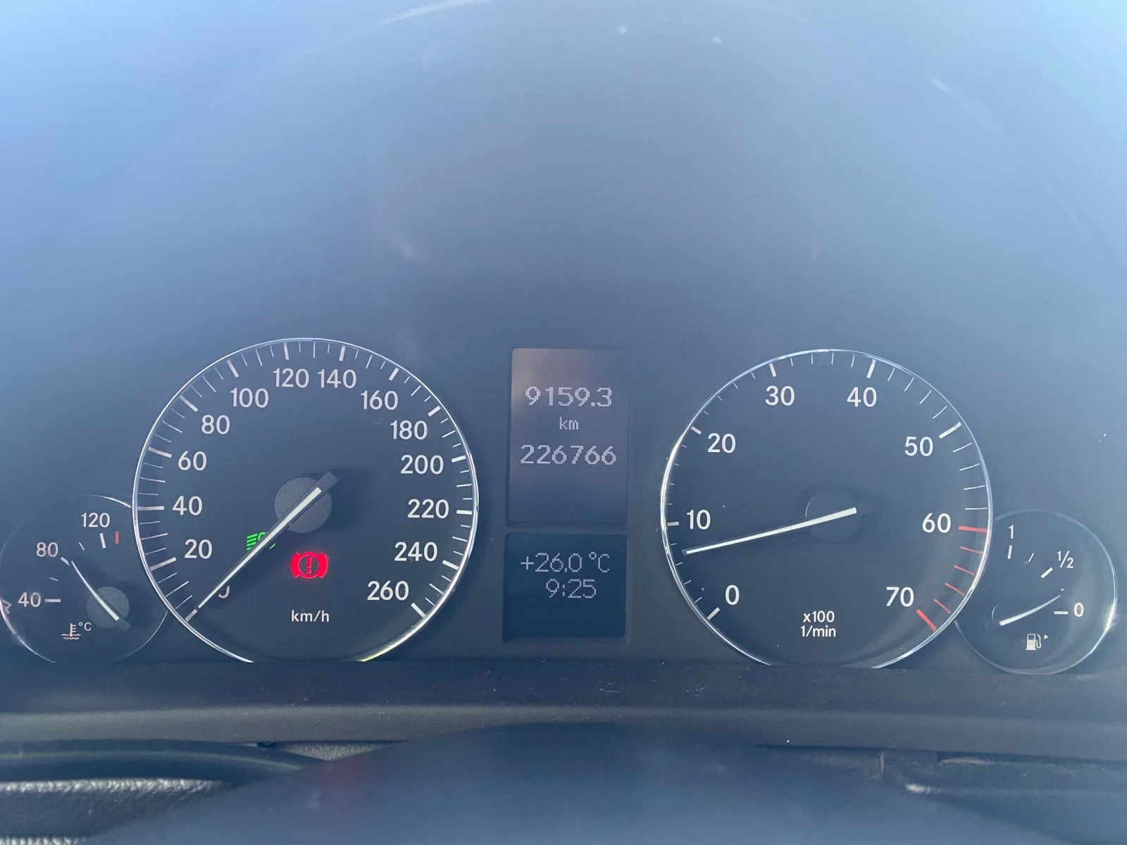 Mercedes-Benz C 180, снимка 7 - Автомобили и джипове - 54337431