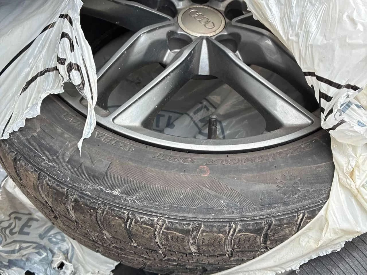 Audi A4 TECHNIK * FULL S LINE* ДИСТРОНИК* 360 КАМЕРА* , снимка 13 - Автомобили и джипове - 54577645