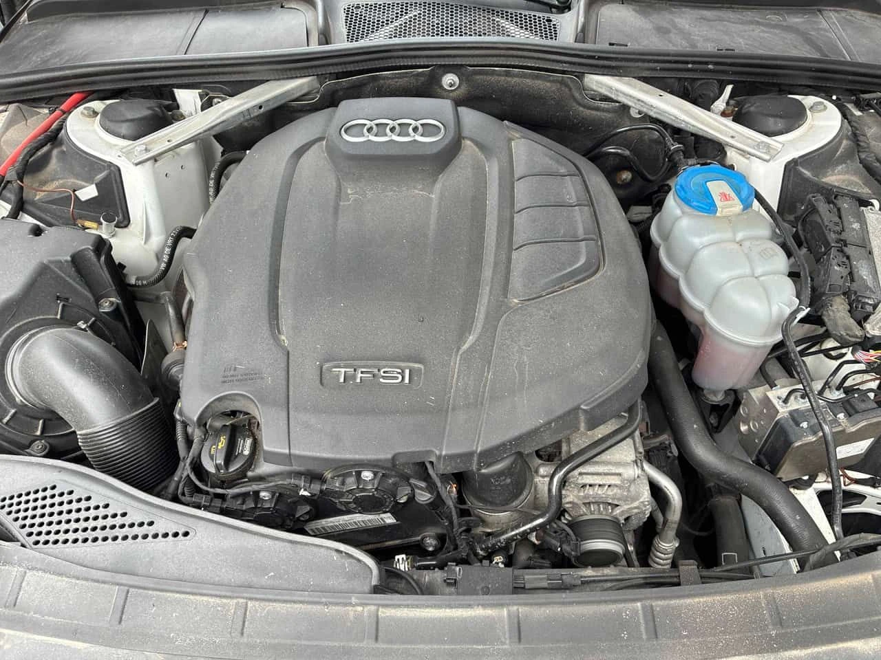 Audi A4 TECHNIK * FULL S LINE* ДИСТРОНИК* 360 КАМЕРА* , снимка 15 - Автомобили и джипове - 54577645