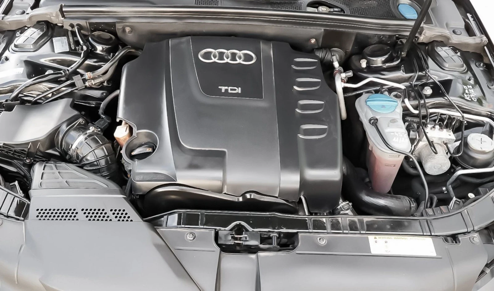 Audi A4 2.0tdi Led, снимка 17 - Автомобили и джипове - 54706164