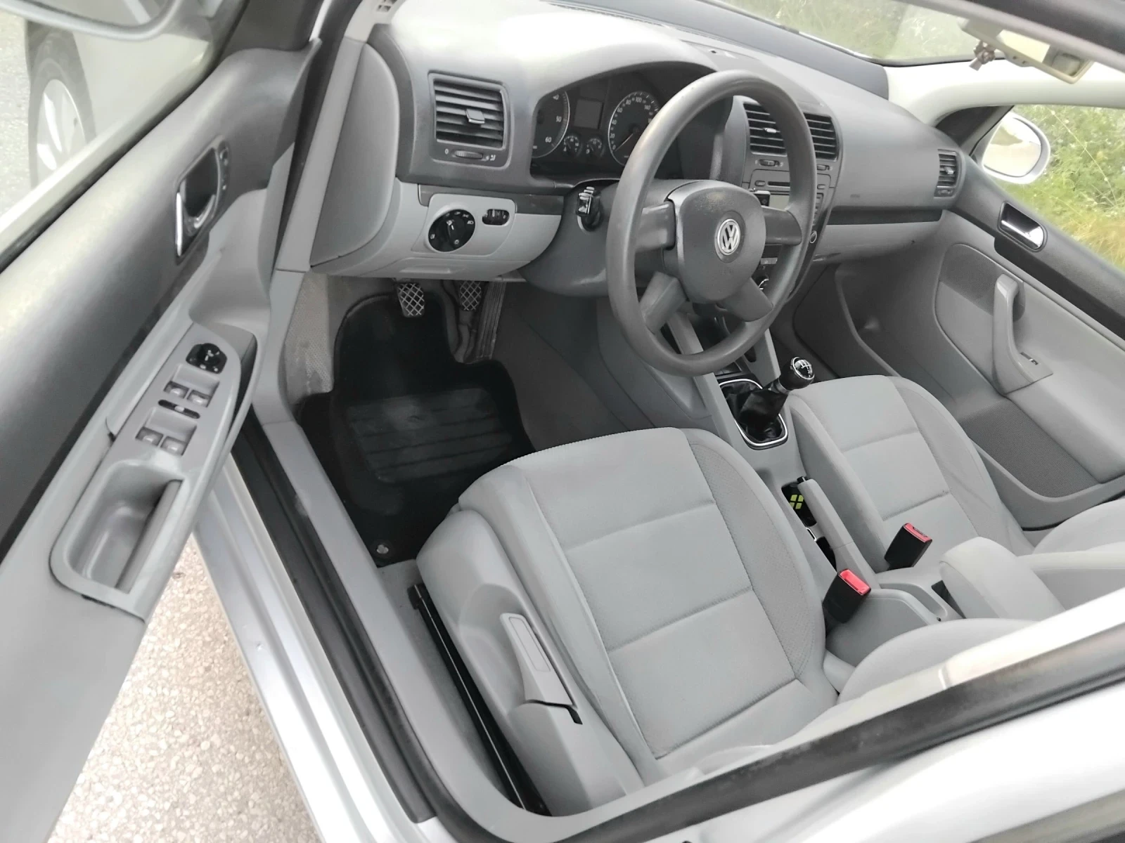 VW Golf 1.9TDI.105k+ КЛИМА. ТОП. ///, снимка 15 - Автомобили и джипове - 54975541