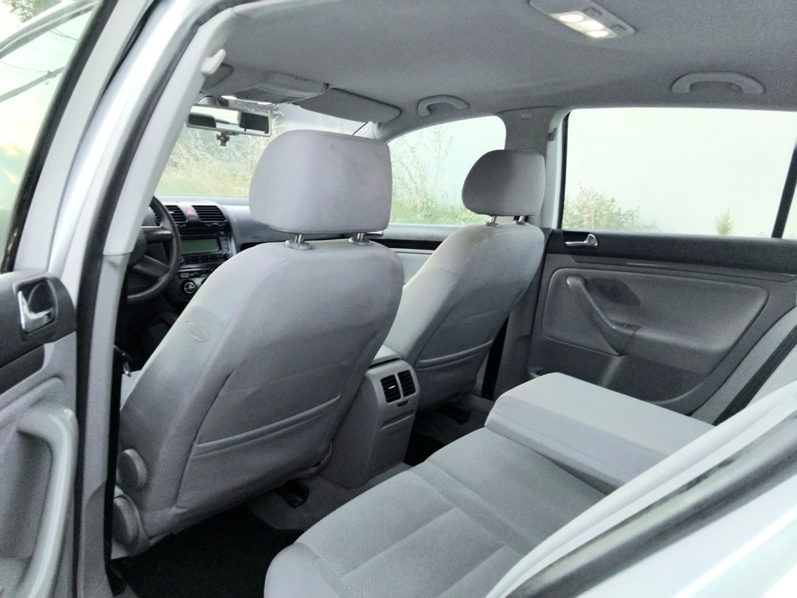 VW Golf 1.9TDI.105k+ КЛИМА. ТОП. ///, снимка 14 - Автомобили и джипове - 54975541