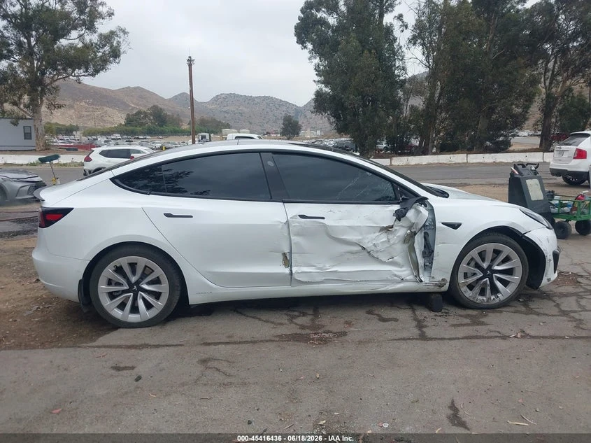 Tesla Model 3 Standard Range Plus Rear-Wheel Drive, снимка 13 - Автомобили и джипове - 55272173