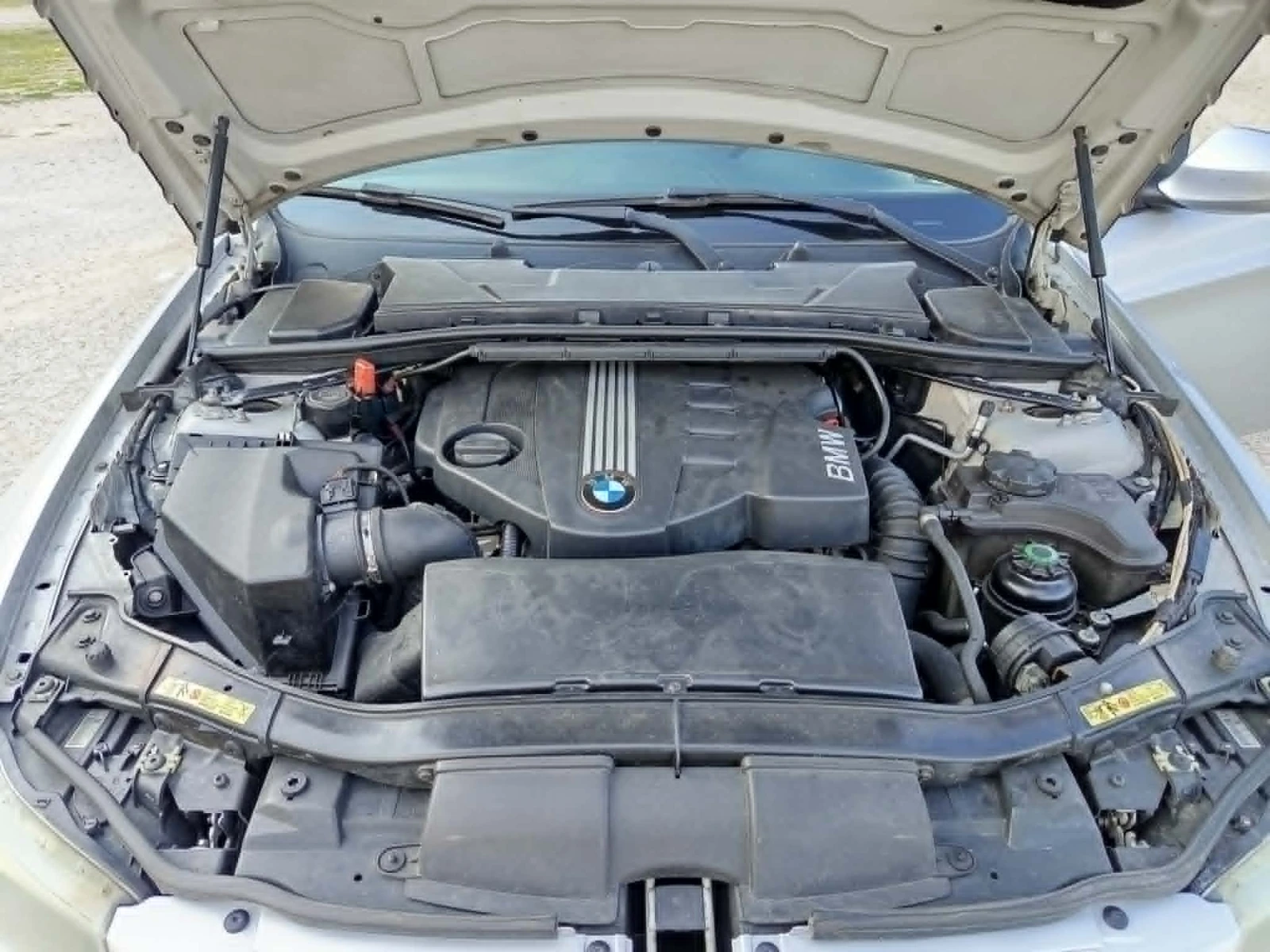 BMW 320 D 4x4 X-drive LCI FACE NAVI, снимка 10 - Автомобили и джипове - 55682897