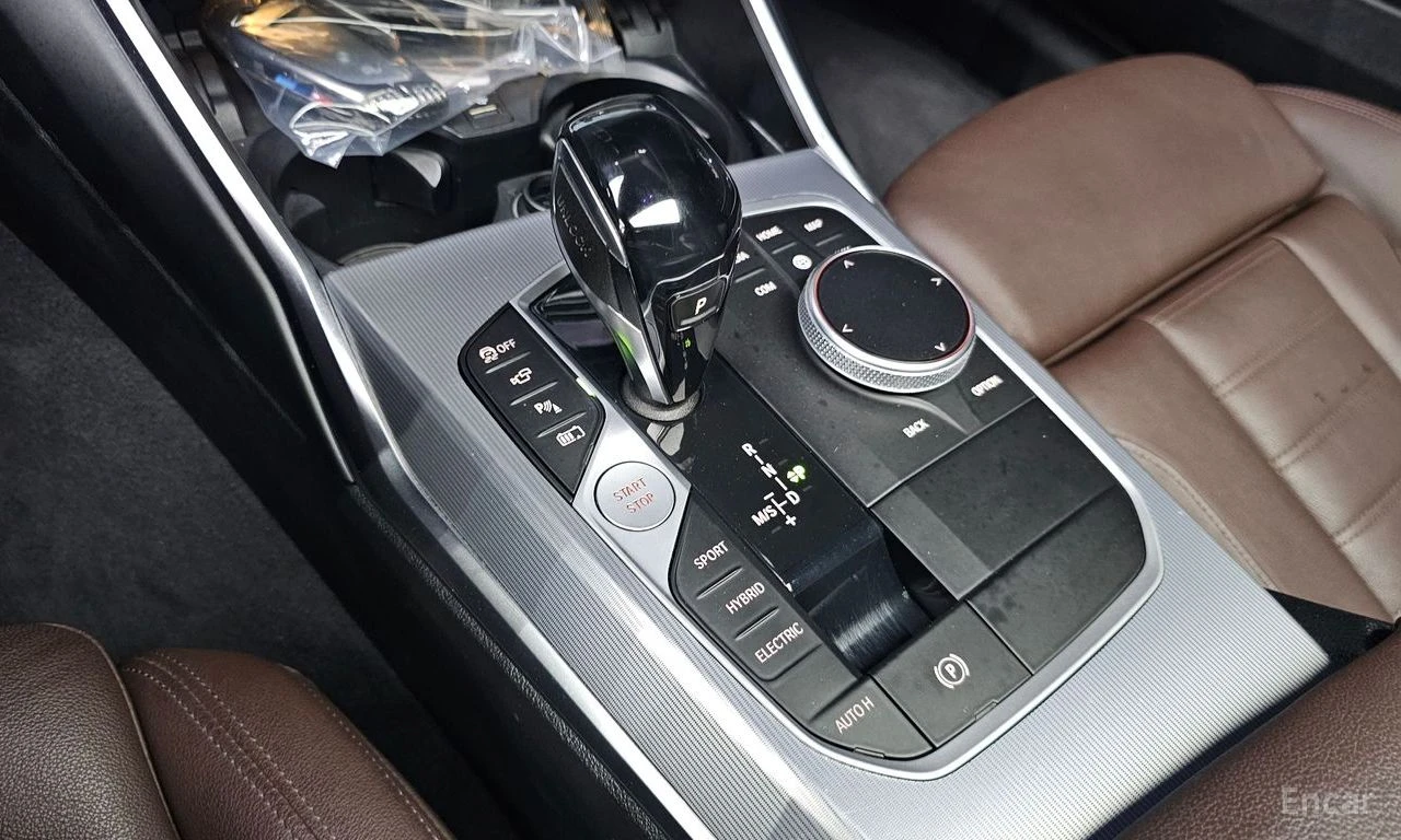BMW 330 HYBRID* M* SPORT* HARMON* KARDON* LANE* ASSIST* 36, снимка 11 - Автомобили и джипове - 55692062