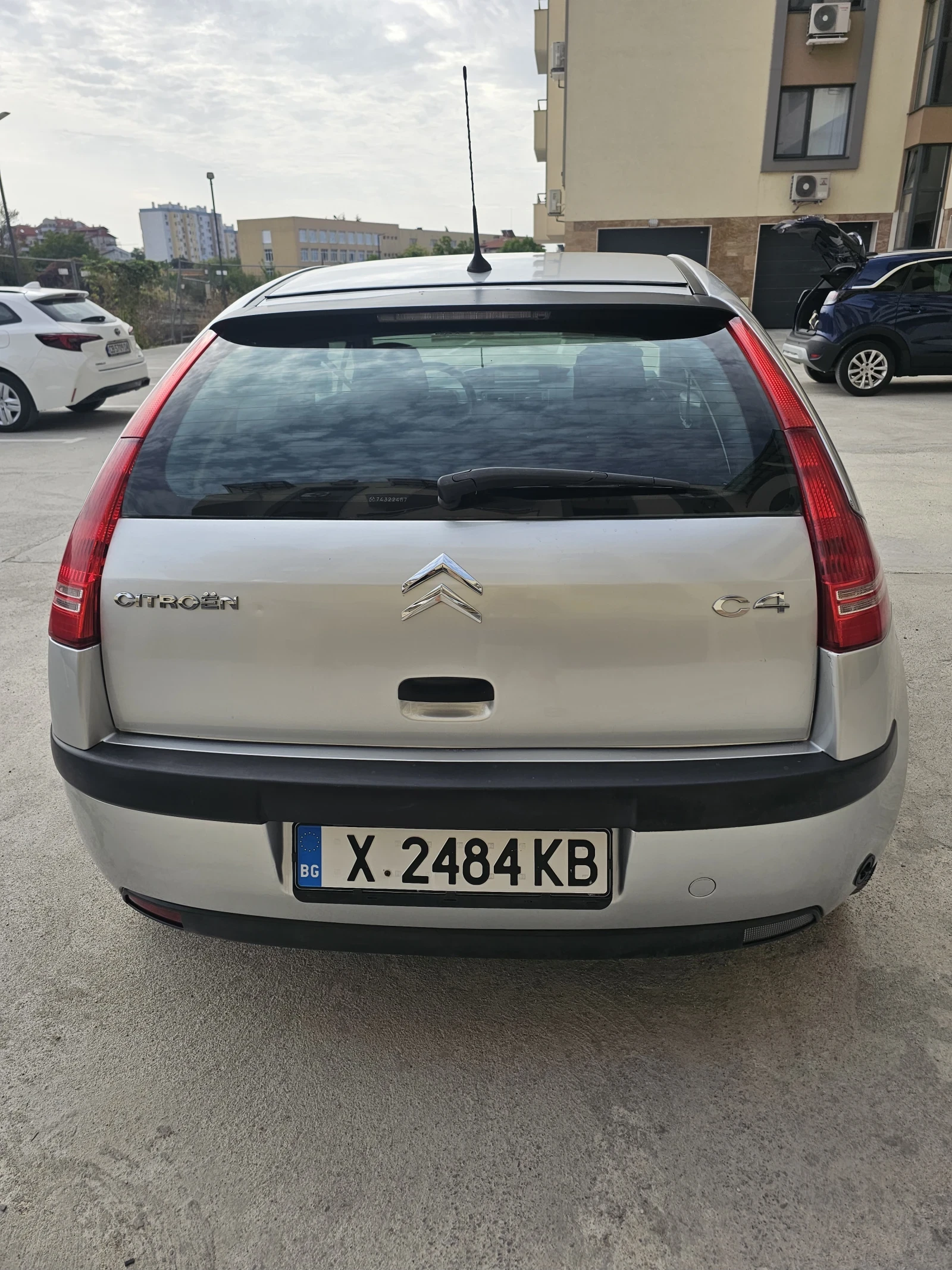 Citroen C4, снимка 3 - Автомобили и джипове - 55873552