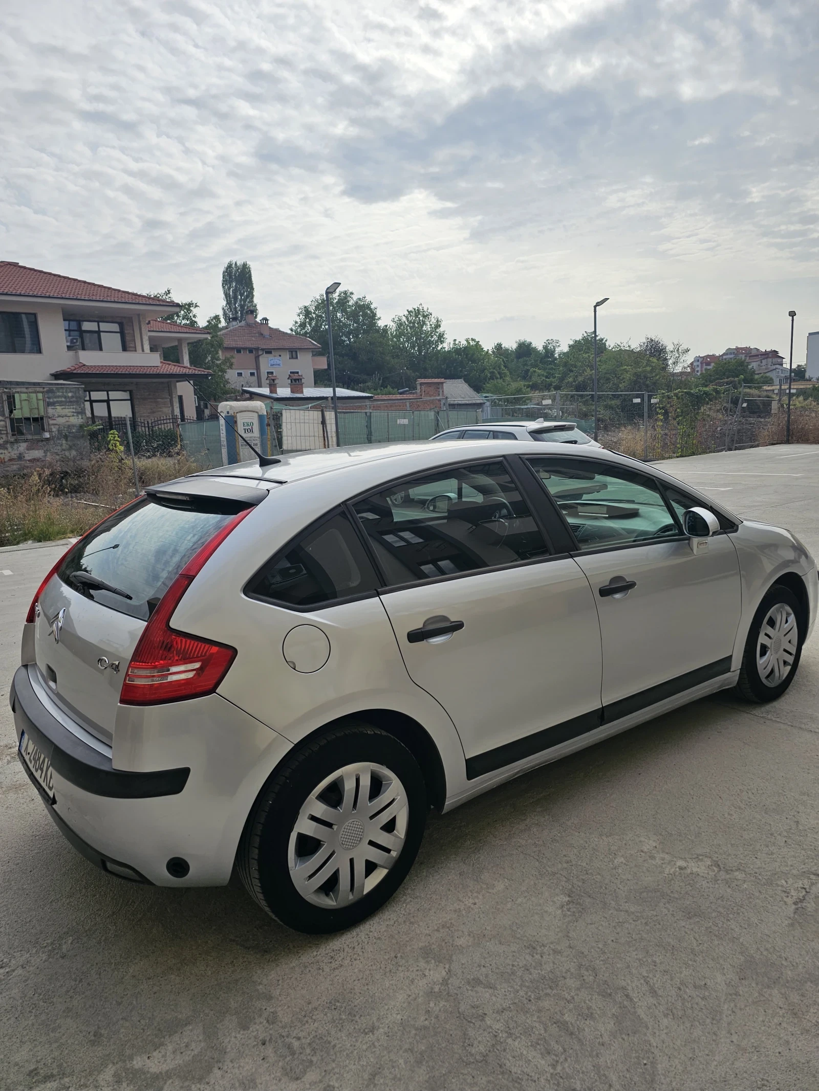 Citroen C4, снимка 2 - Автомобили и джипове - 55873552