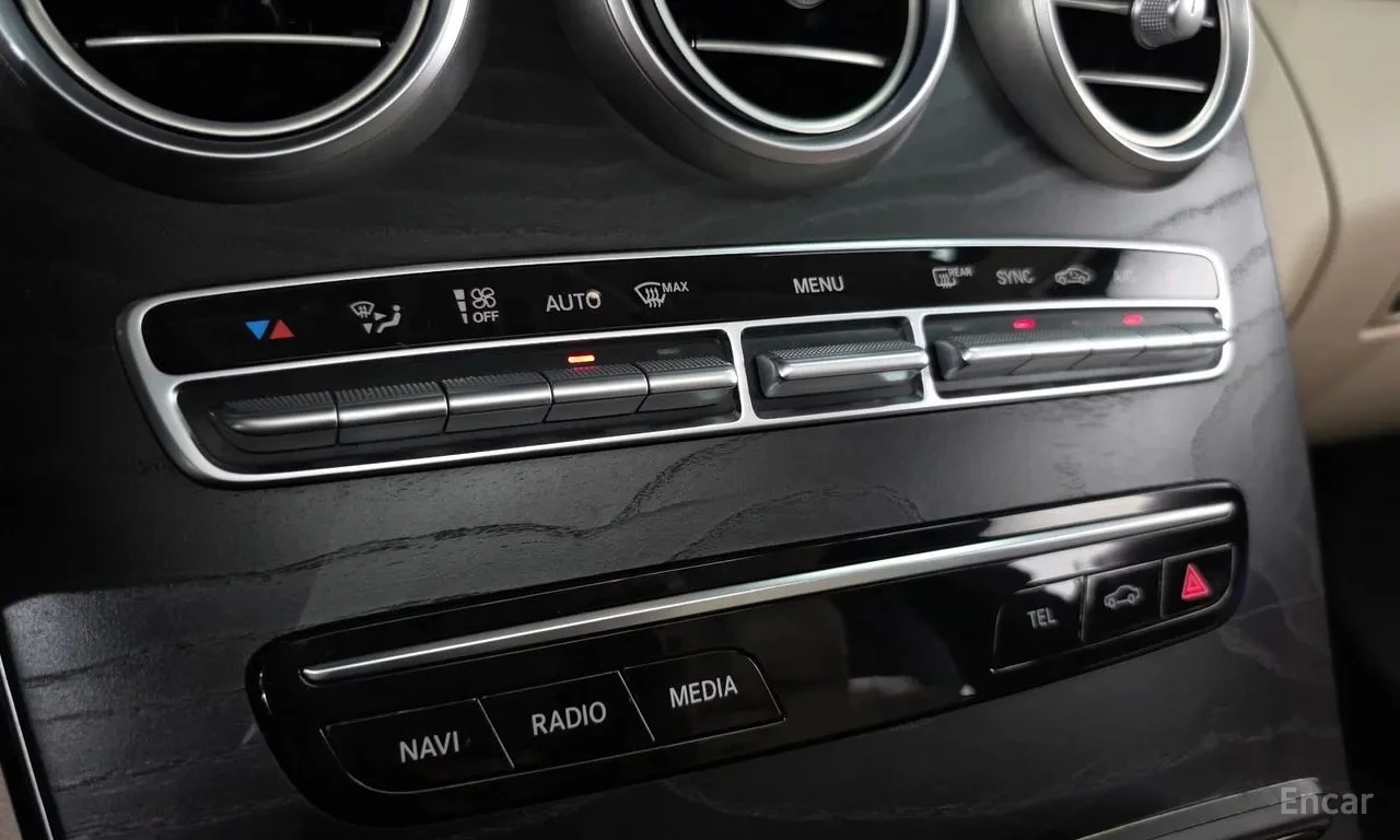 Mercedes-Benz C 220 Avantgarde * АВТОКРЕДИТ БЕЗ ПЪРВОНАЧАЛНА ВНОСКА, снимка 13 - Автомобили и джипове - 55991867