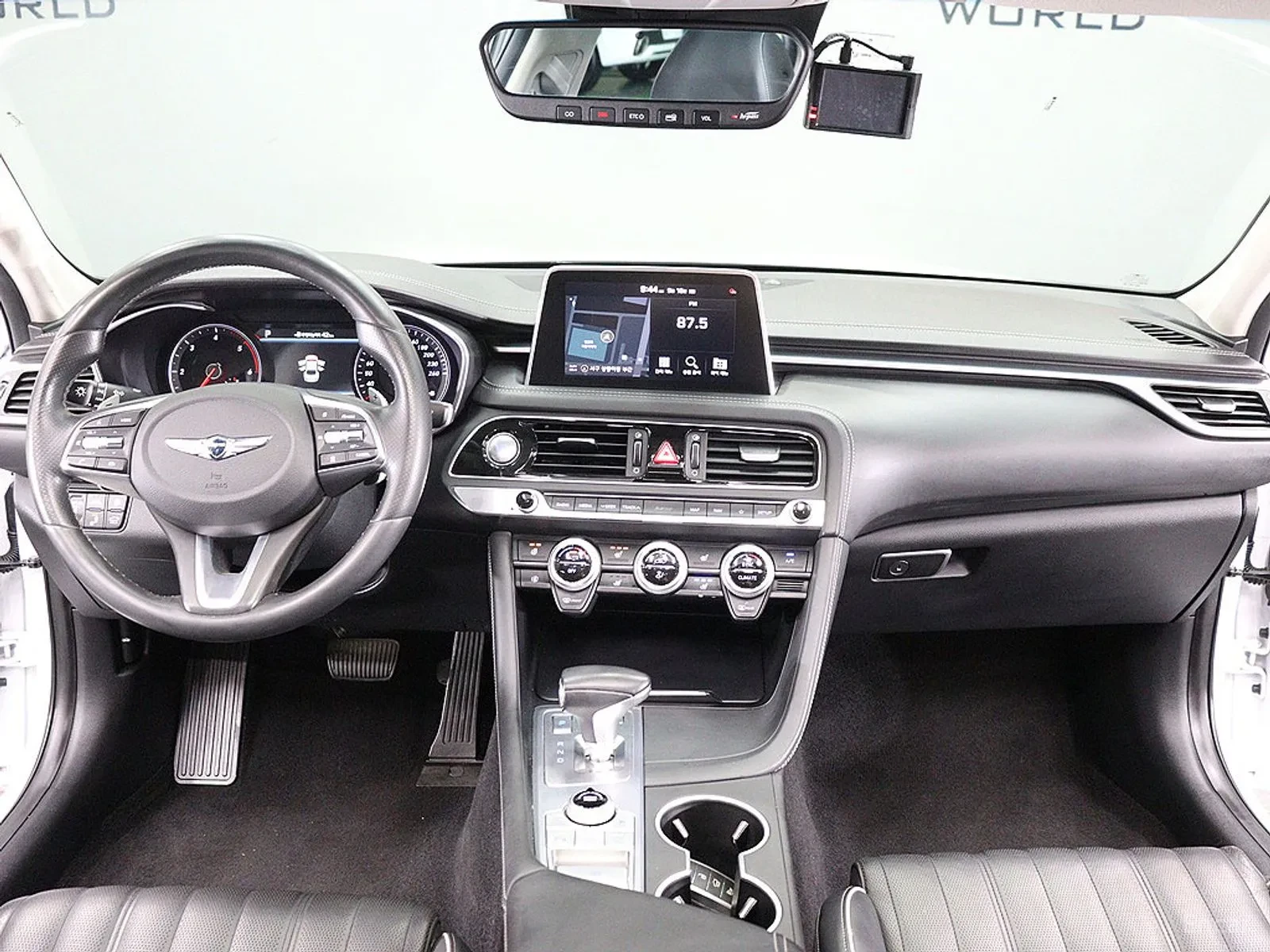 Genesis GV70 2.2D* TOP CENA* FULL EXTRI* UNIKAT* , снимка 13 - Автомобили и джипове - 56125975
