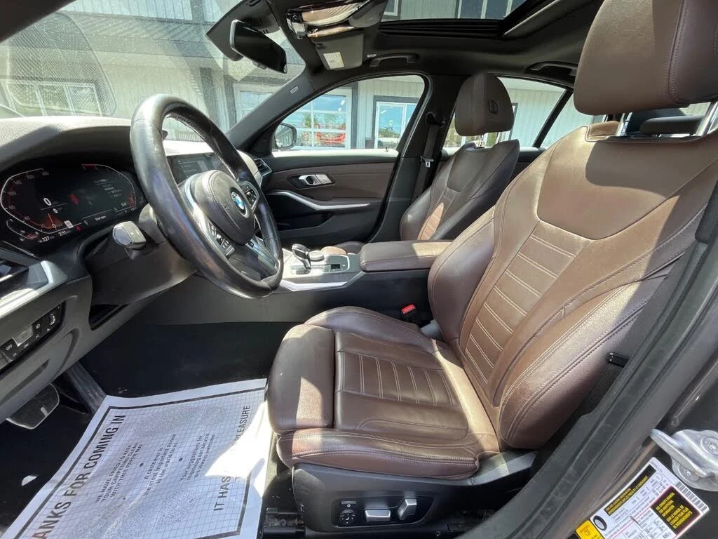 BMW 330 M* SPORT* XDRIVE* , снимка 13 - Автомобили и джипове - 56169385