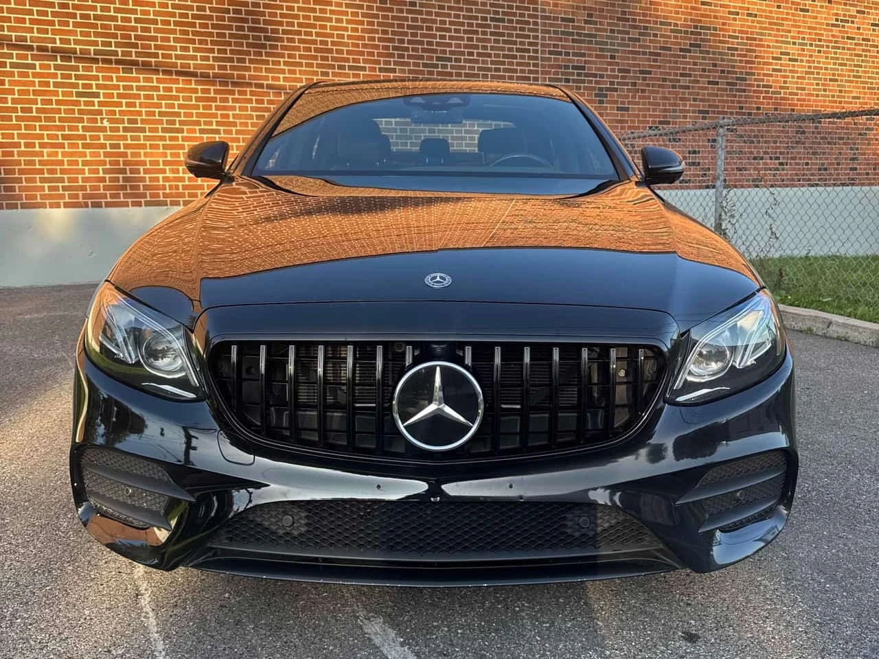 Mercedes-Benz E 450 CARFAX, снимка 2 - Автомобили и джипове - 56233896