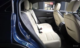 Cadillac XT4 2.0 Sport AWD, снимка 10