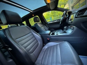 VW Touareg 4.2TDI V8 * R-Line* Memory* Panorama* - 26000 лв. - 26553257 13