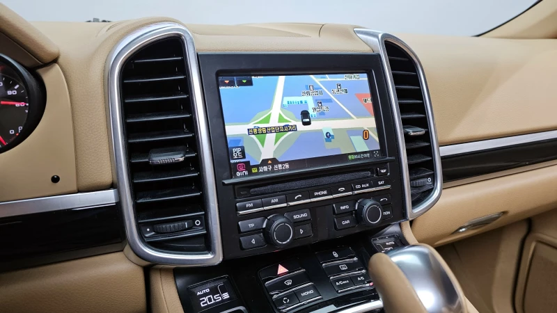 Porsche Cayenne 3.0 autogeorge.com, снимка 13 - Автомобили и джипове - 52015641