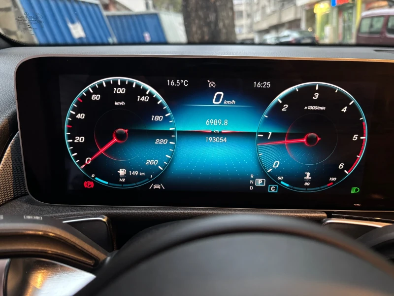 Mercedes-Benz GLB 200 d, снимка 10 - Автомобили и джипове - 52672480