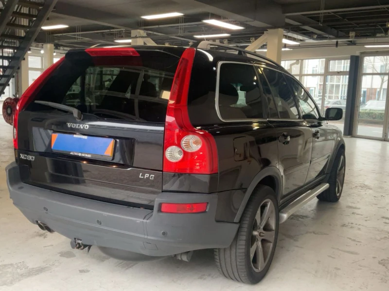 Volvo Xc90 4.4 | V8 | Summum | ГАЗОВА УРЕДБА , снимка 4 - Автомобили и джипове - 52898370