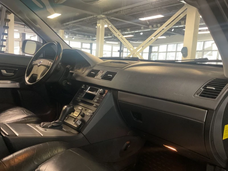 Volvo Xc90 4.4 | V8 | Summum | ГАЗОВА УРЕДБА , снимка 10 - Автомобили и джипове - 52898370