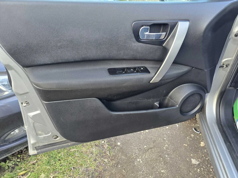 Nissan Qashqai 1.6DCI-ТЕКNA/КАМЕРА/ПАНОРАМА, снимка 7 - Автомобили и джипове - 53384751