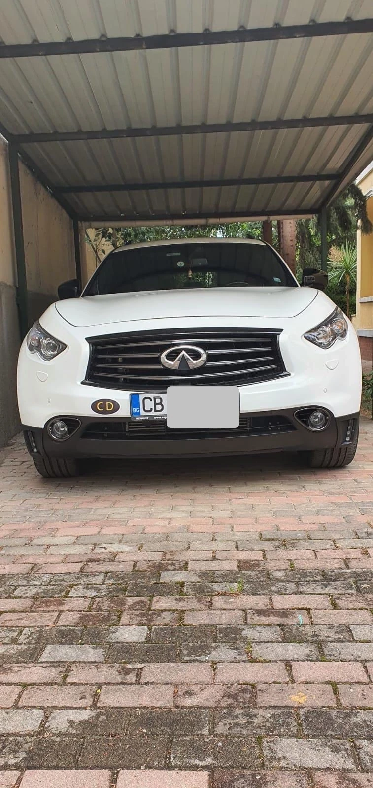 Infiniti QX70, снимка 1 - Автомобили и джипове - 48755864