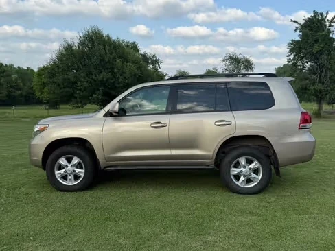 Toyota Land cruiser 200 * 5.7 V8 * Без Инциденти * Сервизна история * , снимка 3 - Автомобили и джипове - 53810047