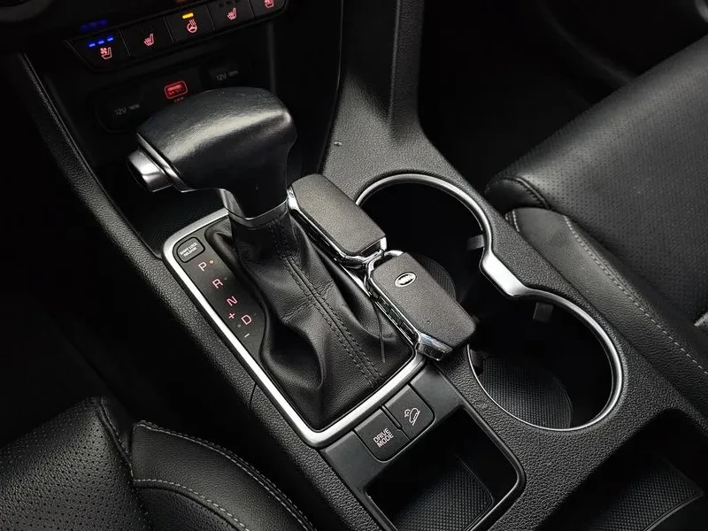 Kia Sportage The Bold Diesel 2.0 2Wd Prestige, снимка 9 - Автомобили и джипове - 56213483