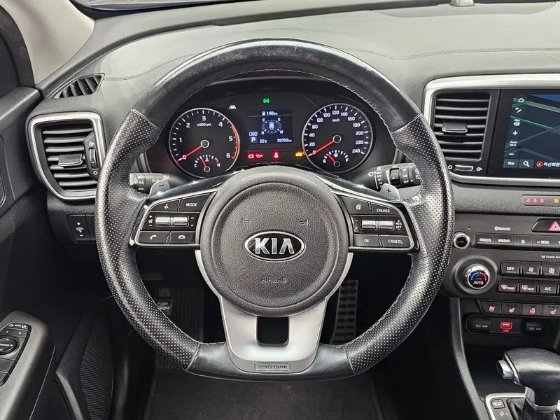 Kia Sportage The Bold Diesel 2.0 2Wd Prestige, снимка 13 - Автомобили и джипове - 56213483