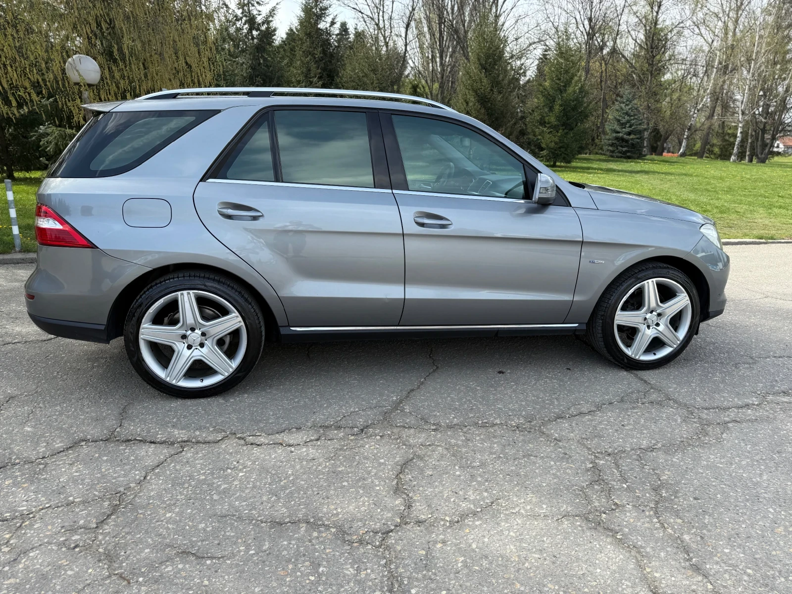 Mercedes-Benz ML 350  - изображение 6