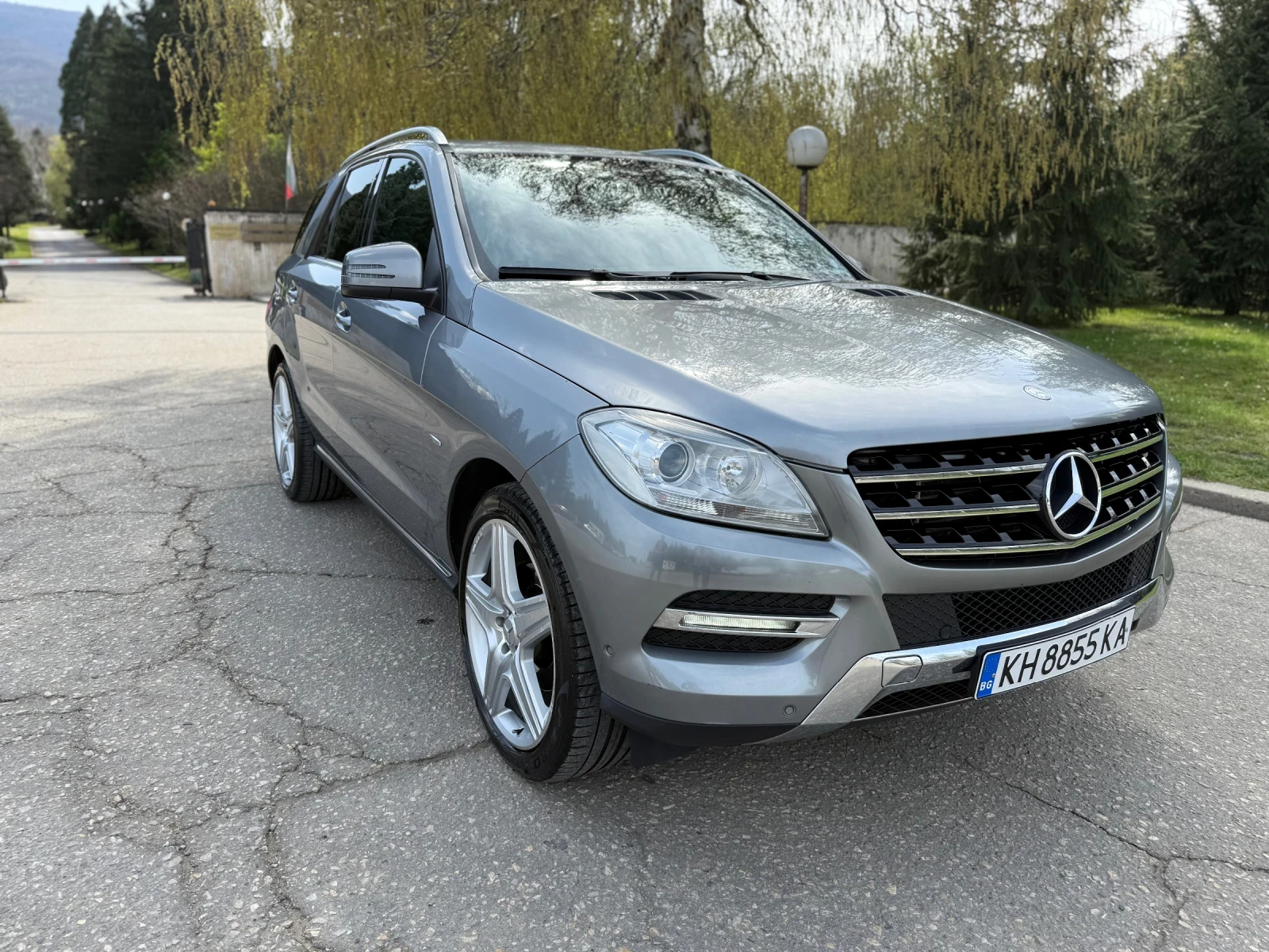 Mercedes-Benz ML 350  - изображение 2