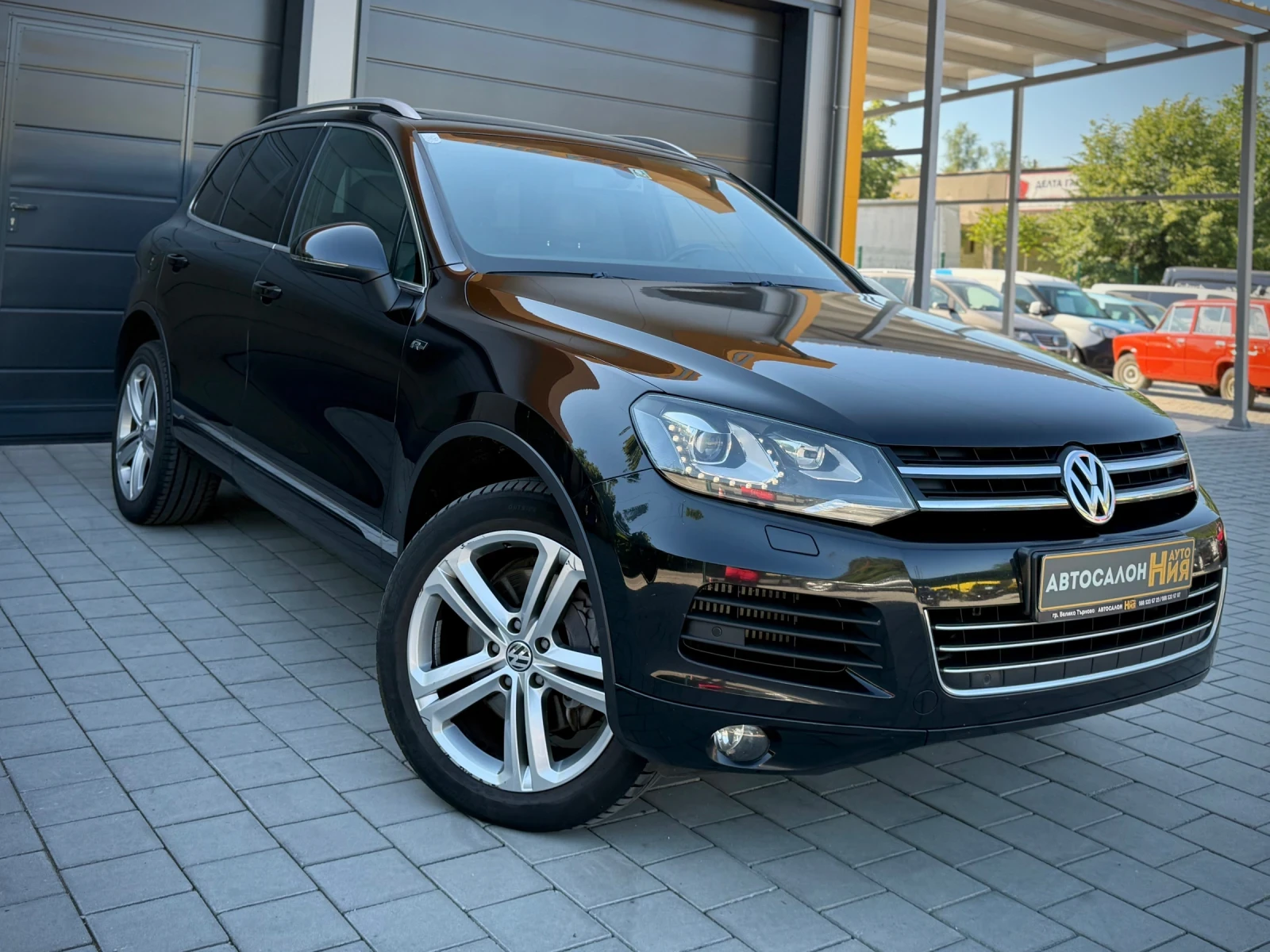 VW Touareg 4.2TDI V8 * R-Line* Memory* Panorama*  - изображение 3